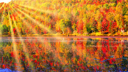 ローレンシアン高原の美しい紅葉風景