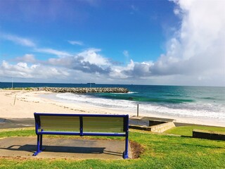 Obraz premium bench on the beach