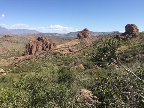 Scenic Desert View, Hiking in the Superstition Mountains