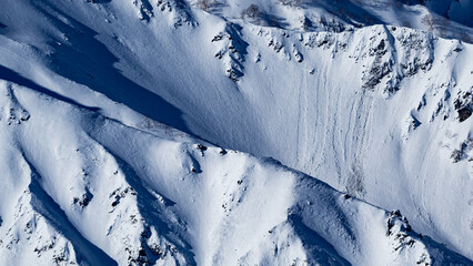 冬の白馬村　冠雪した北アルプス © RATM