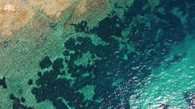 Vue a&eacute;rienne drone 4K, C&ocirc;te d'Azur, Les Issambres, France