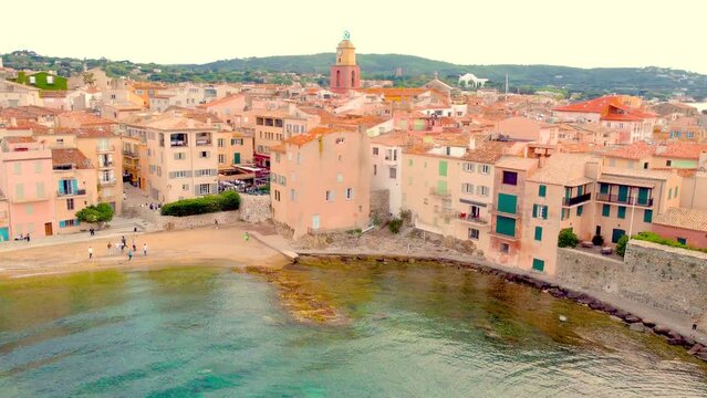 Vue aérienne de St Tropez, Côte d'Azur, France