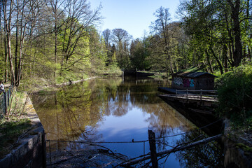 Obraz premium Mellingburg Lock on River Alster