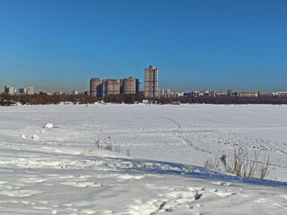 Winter River in the metropolitan metropolis