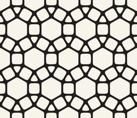 Vector seamless pattern. Repeating geometric elements. Stylish monochrome background design.