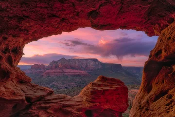 Foto op Canvas Sun setting over red rock canyons in Sedona, Arizona © Wirestock