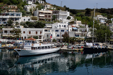 Fototapeta na wymiar View of the embankment of the island of Skyros (Greece) in a spring day