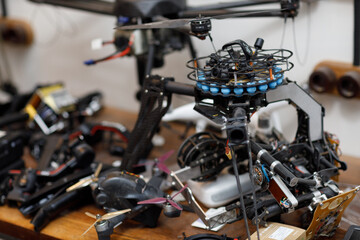 Workshop and repair production quadrocopter drones with parts stuff. - 752555911
