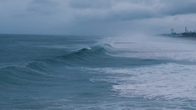 Ocean sea waves.