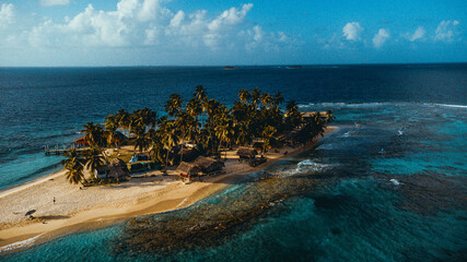 kuna yala island panamanian caribbean

drone photos - obrazy, fototapety, plakaty
