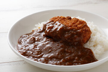 カツカレー