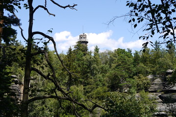 Aussichtsturm auf dem Pfaffenstein in der Sächsischen Schweiz