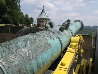 Kanone auf der Festung Königstein in der Sächsischen Schweiz in Sachsen