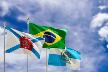 Papier Peint photo Copacabana, Rio de Janeiro, Brésil Official flags of the country Brazil, state of Rio Janeiro and city of Rio de Janeiro. Swaying in the wind under the blue sky. 3d rendering