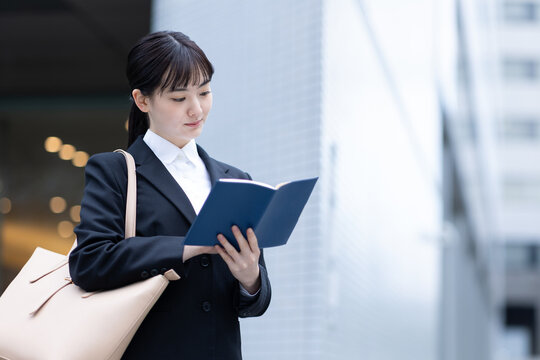 ⭐︎最終お値下げ⭐︎ラマジョリーナ 完売品⭐︎トットリュパン 未使用・説明書完備 確認画像