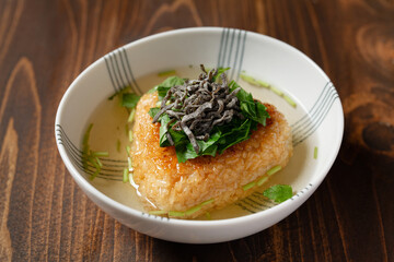焼きおにぎり茶漬け