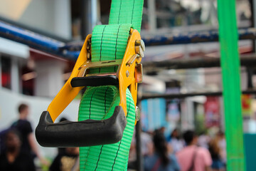 Green nylon lifting slings with lock for industrial use during safety