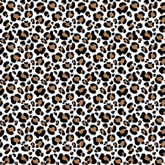 seamless leopard pattern on a white background for textiles, packaging, decor and clothing