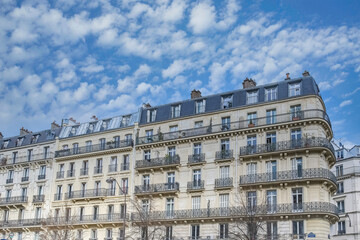 Paris, beautiful buildings in the 11e arrondissement - obrazy, fototapety, plakaty