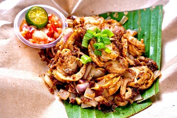 asian fresh wok fried bbq grilled seafood scallop Lala clam with spicy onion chilli sambal sauce lime in banana leaf cafe hotel luxury halal vegan food restaurant banquet menu