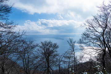 日本　青森県十和田市奥瀬にある御鼻部山の展望台から見える十和田湖