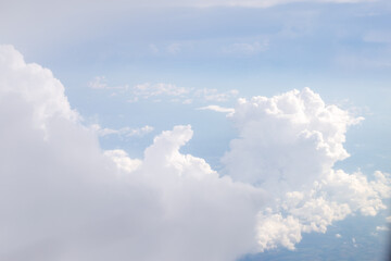 Fototapeta na wymiar Ciel et nuages