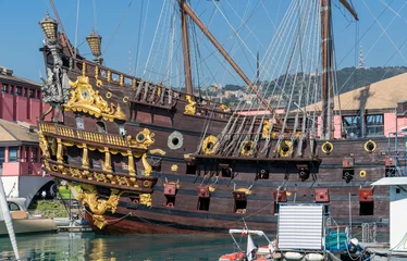 Fototapeten Historic sailing ship © PRILL Mediendesign