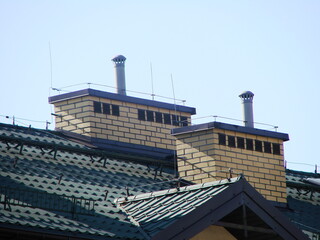 Dachy i kominy © tomo81