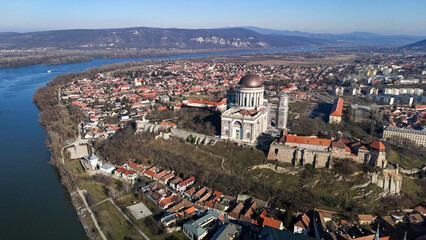 Aerial photos of the Basilica of Esztergom in Hungary on a sunny winter day.
Esztegomi Bazilika, Duna, Danube, Bridge, Hungary.