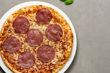  italian pizza pepperoni