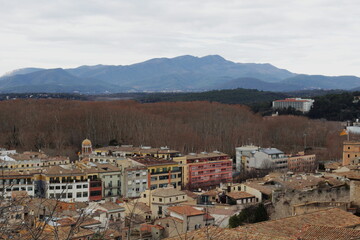 Fototapeta premium Girona's Timeless Charm: A Visual Journey Through History