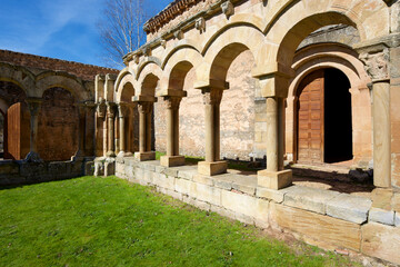 Fototapeta na wymiar San Juan de Duero cloister ruins in Soria