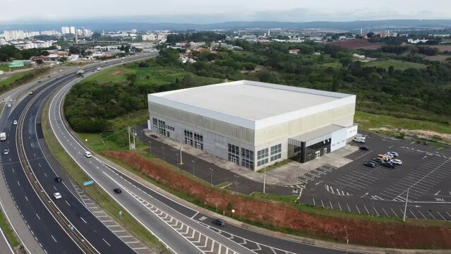 Arena Sorocaba Esportes Eventos Shows Entretenimento Multiuso Futebol Futsal V&ocirc;lei Handebol Gin&aacute;sio Capacidade Localiza&ccedil;&atilde;o Infraestrutura Modernidade Conven&ccedil;&otilde;es Confer&ecirc;ncias Espet&aacute;culos P&uacute;blico Drone