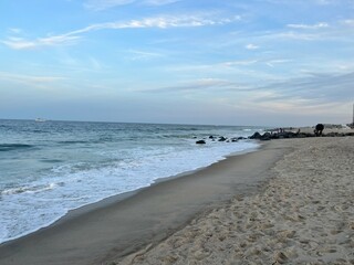 Golden Hour Magic: Beachside Twilight Views