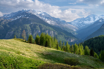 Grossglockner High Alpine Road in the austrian alps - 753284399