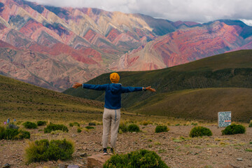 Obraz premium anorama of the Cerro de los 14 Colores, or Fourteen Coloured Mountain, Serrania de Hornocal, Jujuy, Argentina
