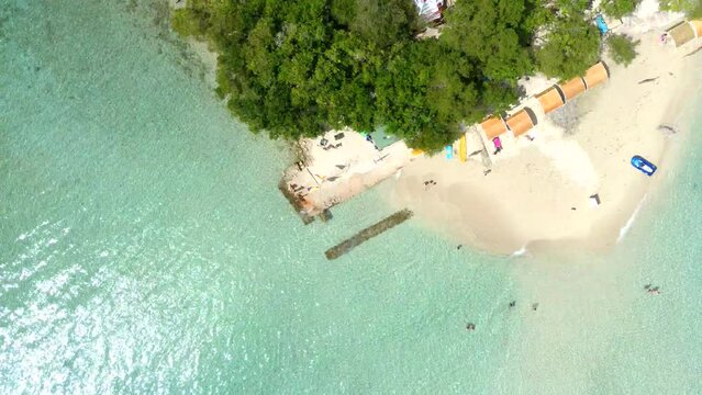 Isla bendita, bendita beach, islas del rosario , Cartagena de indias
