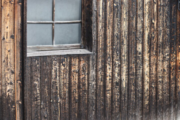 日本の伝統的な焼杉の壁