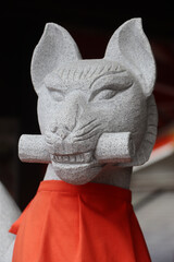 稲荷神社の狛狐