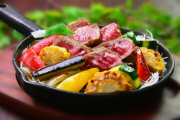 牛肉と夏野菜の鉄板焼き