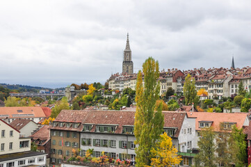 スイス・ベルン　アーレ川と中世の美しき町並み