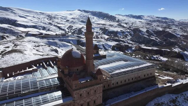 Ishakpasa Palace (Ishakpasa Sarayı) Agri Mountain (Agri Dagi) Drone Video, Dogubeyazit Agri, Turkiye (Turkey)