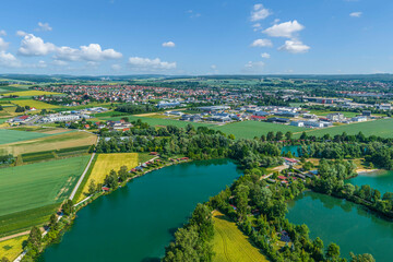 Das Naherholungsgebiet Baggersee an der Donau in Donauwörth im Luftbild