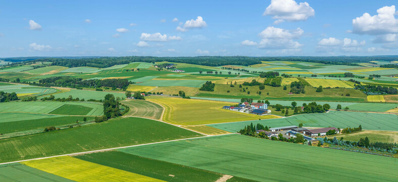 Landwirtschaftlich genutztes Donautal bei Riedlingen nahe Donauw&ouml;rth