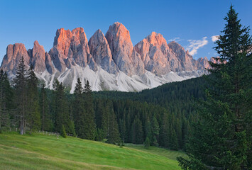 Italien, Südtirol, Alto Adige, Dolomiten, Villnösstal, Geisleralm, Alpenglühen, Geisler Spitzen
