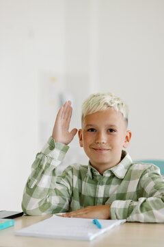 Request non-verbally gesture education learner back to school diligent