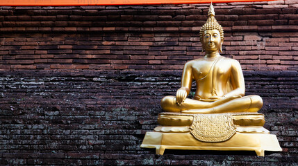 golden Buddha statue in Buddhist temple