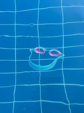 Swimming Goggles 