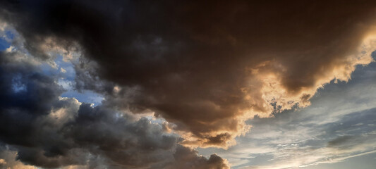 Obraz premium sun and clouds