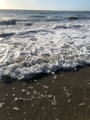 Les vagues font des bulles